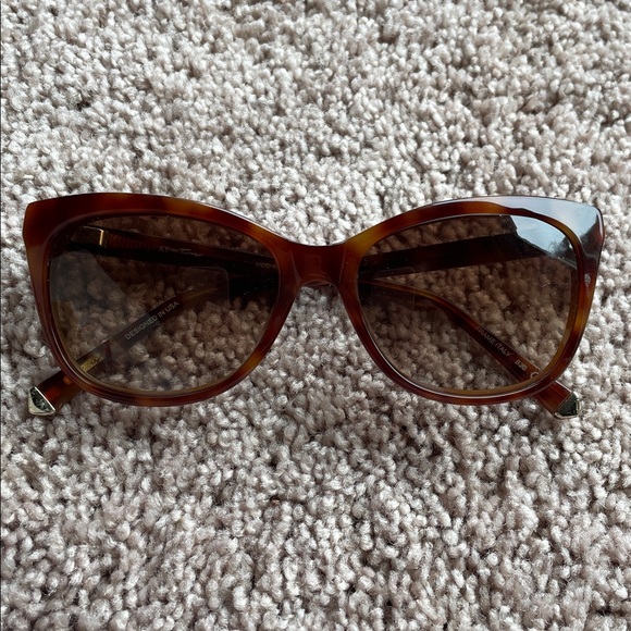 Tortoise Shell Sunglasses - Picture 2 of 6